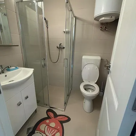 One Ptm 2 Appartement Boekarest