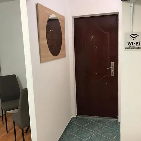 Appartement One Ptm 2 Boekarest